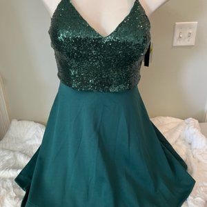 Junior Size 15 Green Skater Cocktail Dress with Sequins - NEW WITH TAGS!